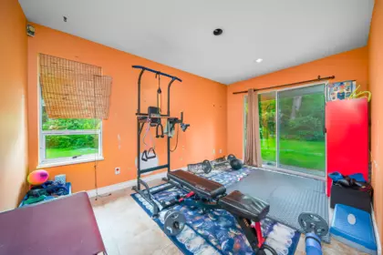 Basement Recreation Room Photo of 15007 75 Avenue, Surrey, BC