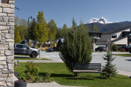 39253 Falcon Crescent, Squamish, BC, Squamish — Single Family Residence for sale