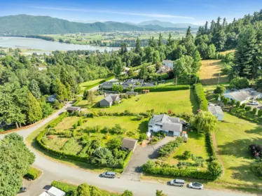 34578 Ireland Avenue, Mission, BC, Mission — Single Family Residence for sale