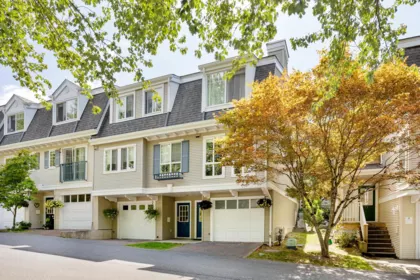 52 8890 Walnut Grove Drive, Langley, BC, Langley — Townhouse for sale