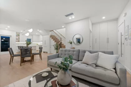 2 1632 E 21st Avenue, Vancouver, BC, Vancouver — Half Duplex for sale