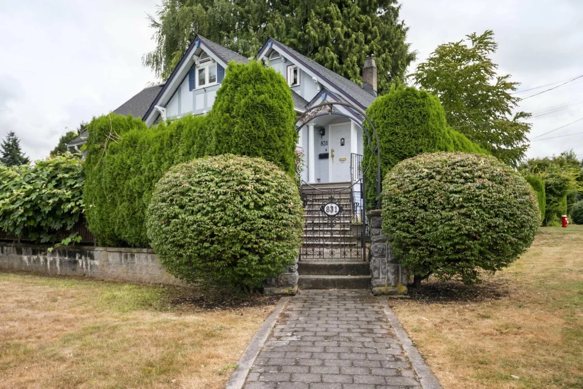 Exterior Rear Photo of 831 Second Street, New Westminster, BC