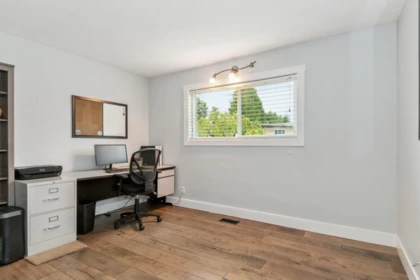 Guest Bathroom Photo of 2739 Sheffield Way, Abbotsford, BC