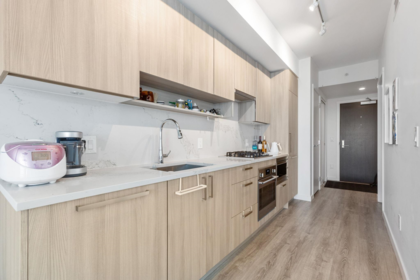 4305 13350 Central Avenue, Surrey, BC, Surrey — Apartment/Condo for sale