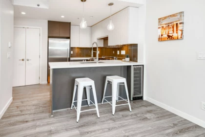 205 711 Breslay Street, Coquitlam, BC, Coquitlam — Apartment/Condo for sale