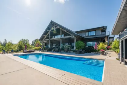6316 Crowston Road, Sechelt, BC, Sechelt — Single Family Residence for sale