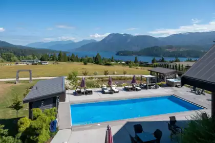 6316 Crowston Road, Sechelt, BC, Sechelt — Single Family Residence for sale