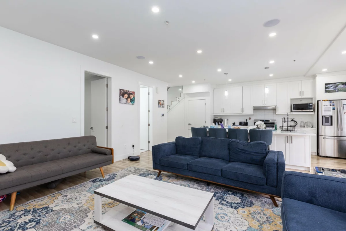 Kitchen Photo of 36689 Dianne Brook Avenue, Abbotsford, BC