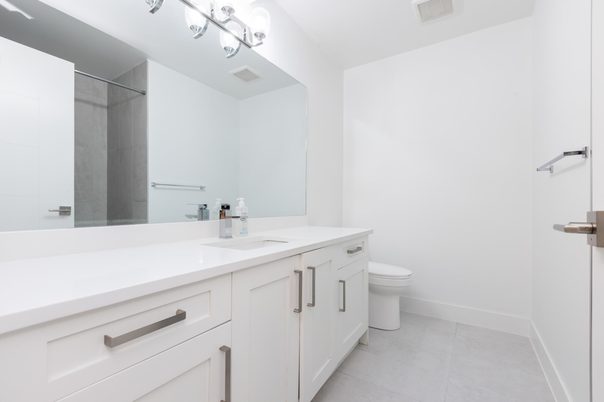 Staircase Photo of 36689 Dianne Brook Avenue, Abbotsford, BC