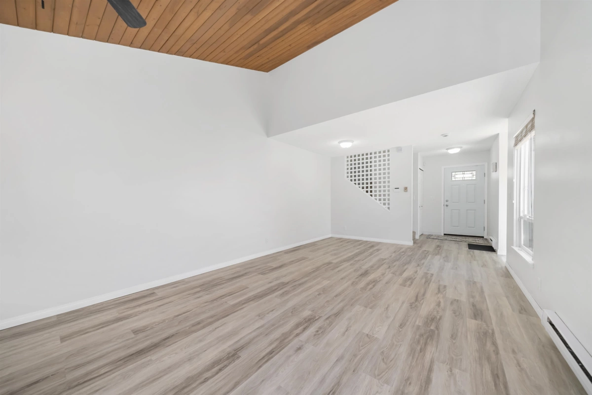 Kitchen Island Photo of 6061 E Greenside Drive, Surrey, BC