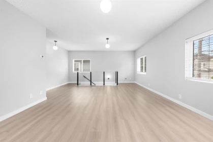 2062 E 35th Avenue, Vancouver, BC, Vancouver — Single Family Residence for sale