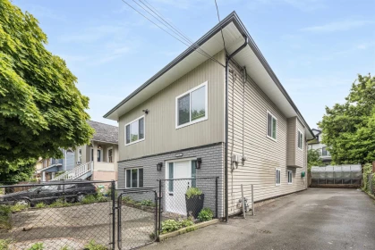 2062 E 35th Avenue, Vancouver, BC, Vancouver — Single Family Residence for sale