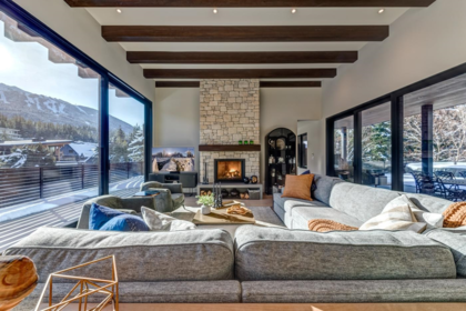 7313 Toni Sailer Lane, Whistler, BC, Whistler — Single Family Residence for sale