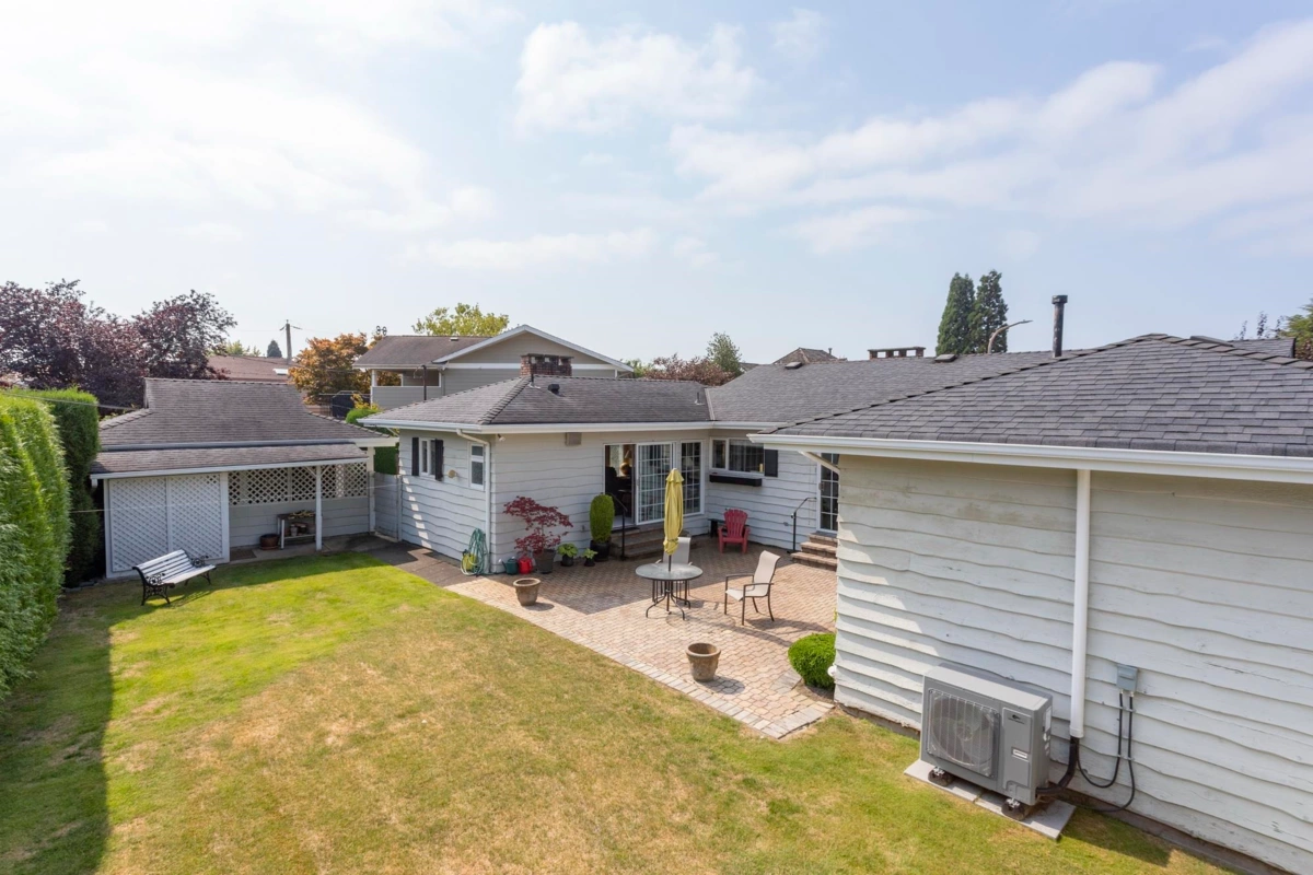 Garage Interior Photo of 7800 Sunnydene Road, Richmond, BC