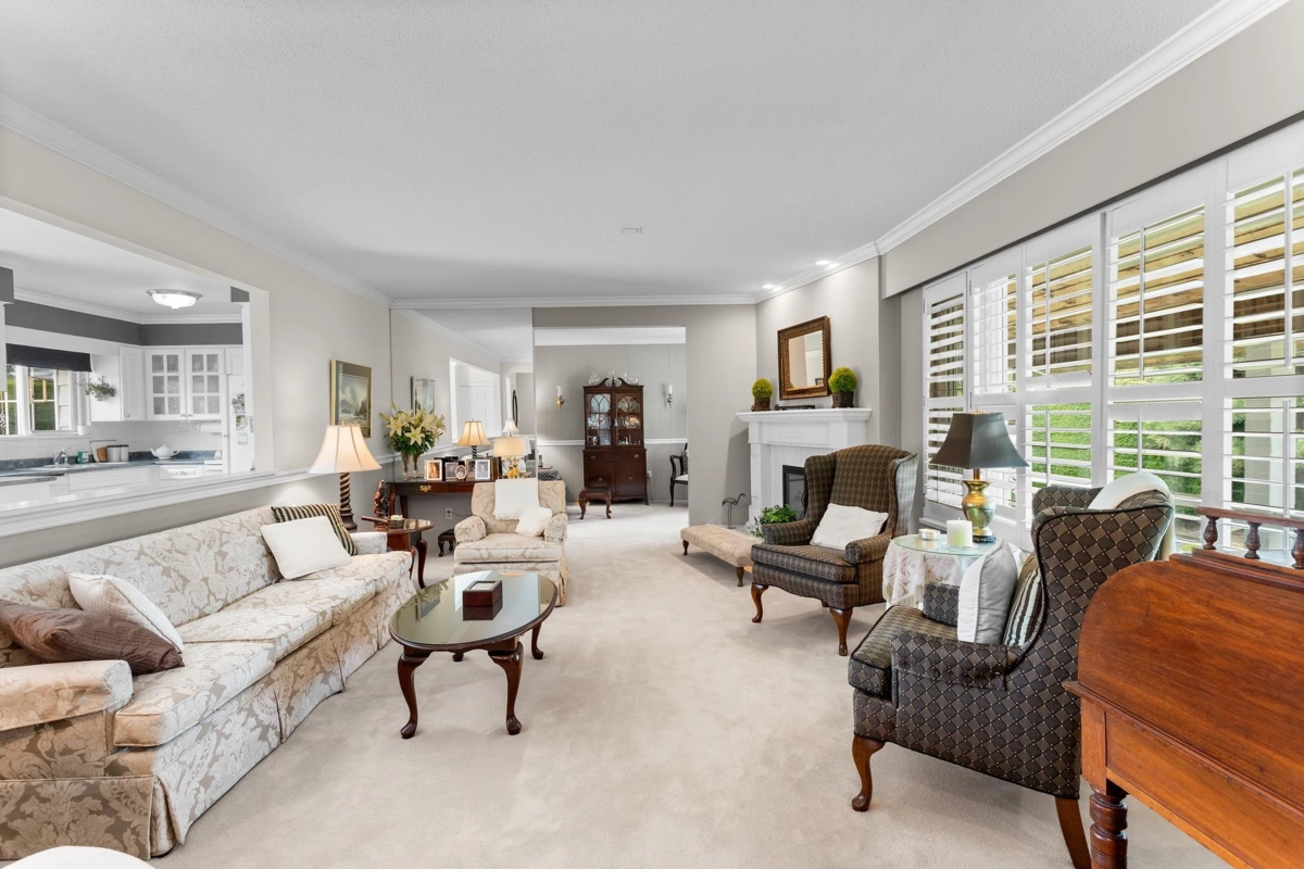 Living Room Photo of 7800 Sunnydene Road, Richmond, BC