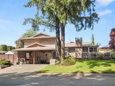 11739 77 Avenue, Delta, BC, Delta — Single Family Residence for sale