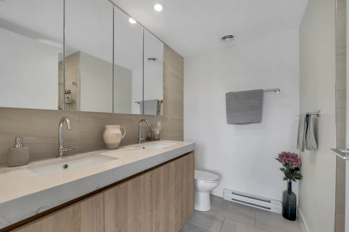 Powder Room Photo of 448 38362 Buckley Avenue, Squamish, BC