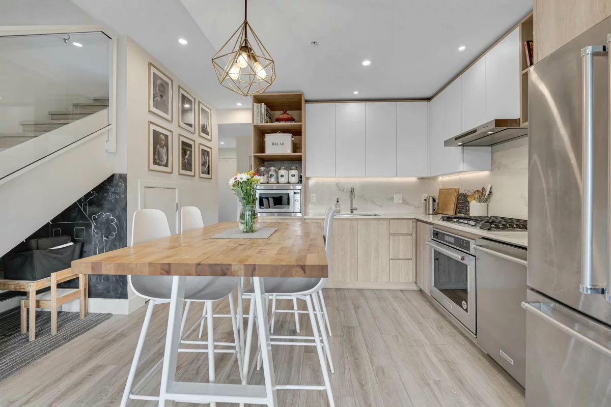 Primary Bedroom Photo of 448 38362 Buckley Avenue, Squamish, BC