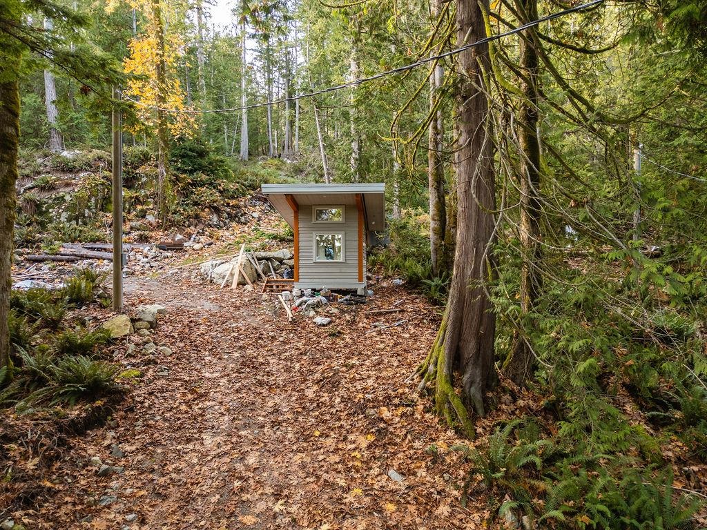 Family Room Photo of 883 West Bay Road, Gambier Island, BC