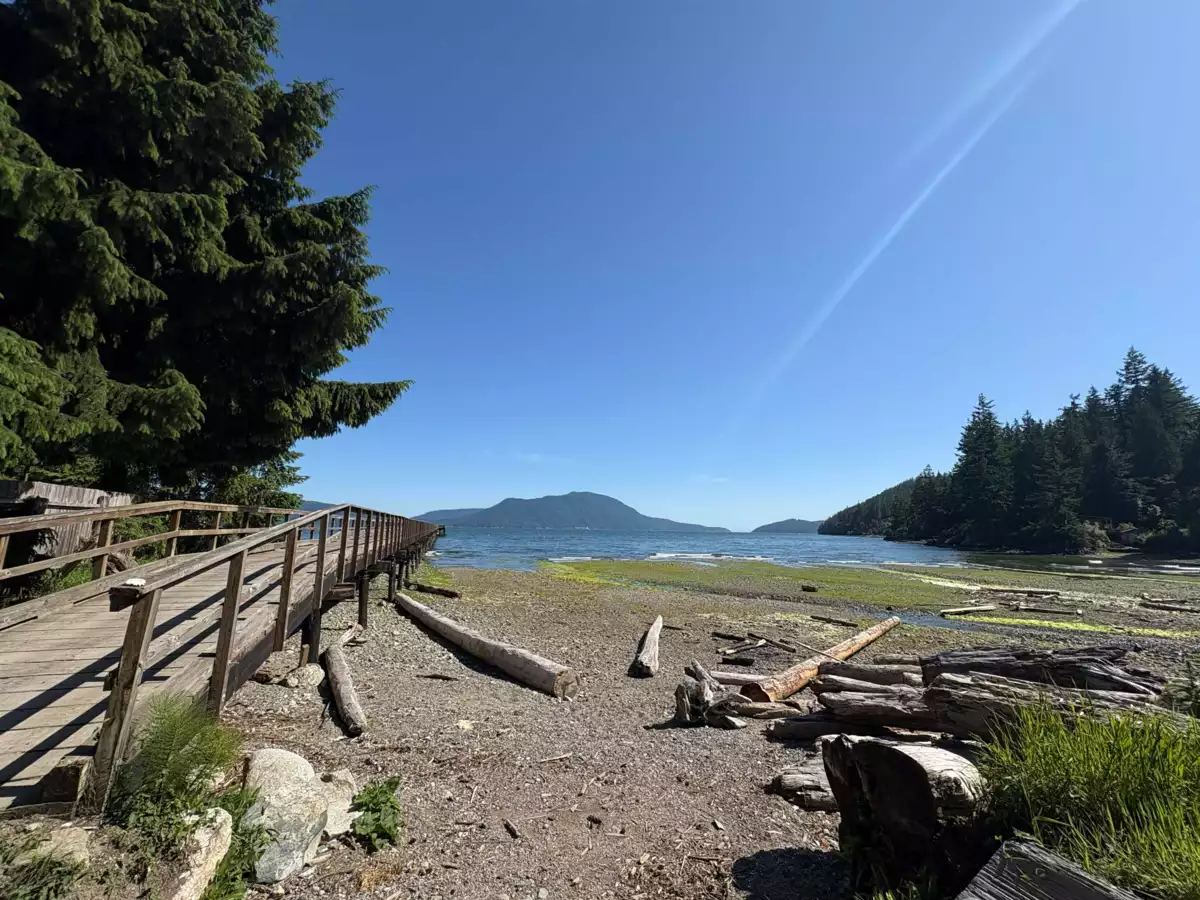Loft / Bonus Room Photo of 883 West Bay Road, Gambier Island, BC