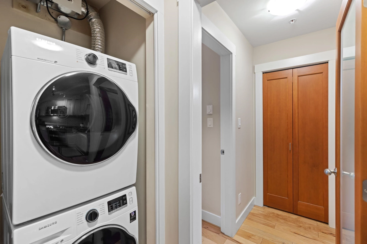 Primary Bathroom Photo of 25 4637 Blackcomb Way, Whistler, BC