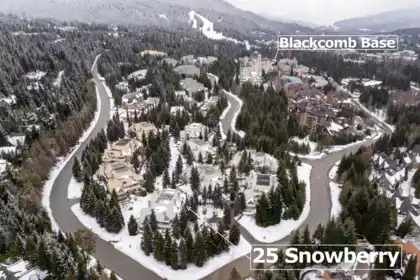 Front Yard Photo of 25 4637 Blackcomb Way, Whistler, BC