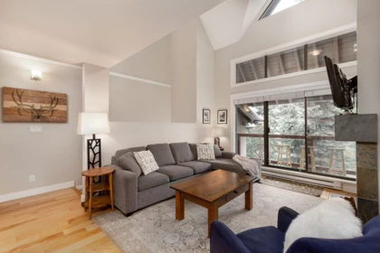 25 4637 Blackcomb Way, Whistler, BC, Whistler — Townhouse for sale