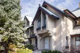 25 4637 Blackcomb Way, Whistler, BC