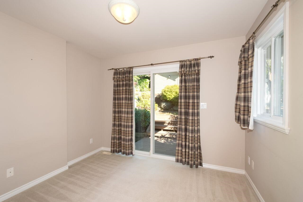 Basement Recreation Room Photo of 4080 St. Pauls Avenue, North Vancouver, BC