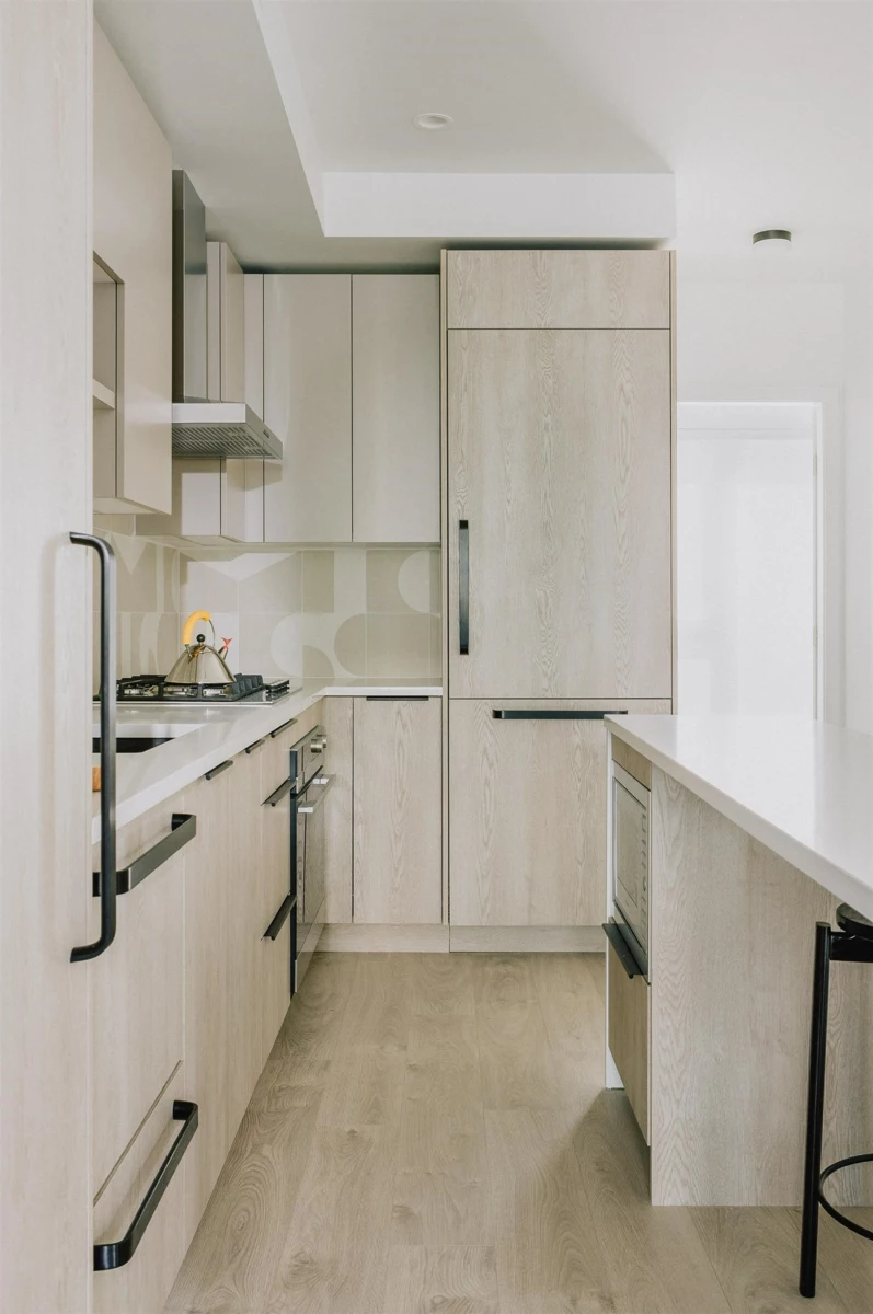 Kitchen Island Photo of 209 322 E 15th Avenue, Vancouver, BC