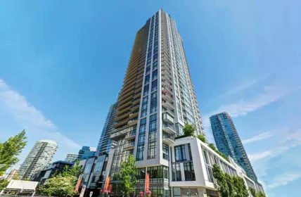 802 6098 Station Street, Burnaby, BC, Burnaby — Apartment/Condo for sale