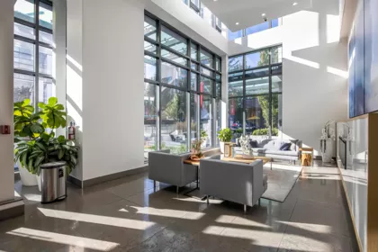 802 6098 Station Street, Burnaby, BC, Burnaby — Apartment/Condo for sale
