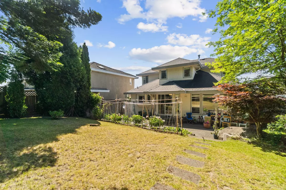 Bedroom 3 Photo of 5275 Mckee Street, Burnaby, BC