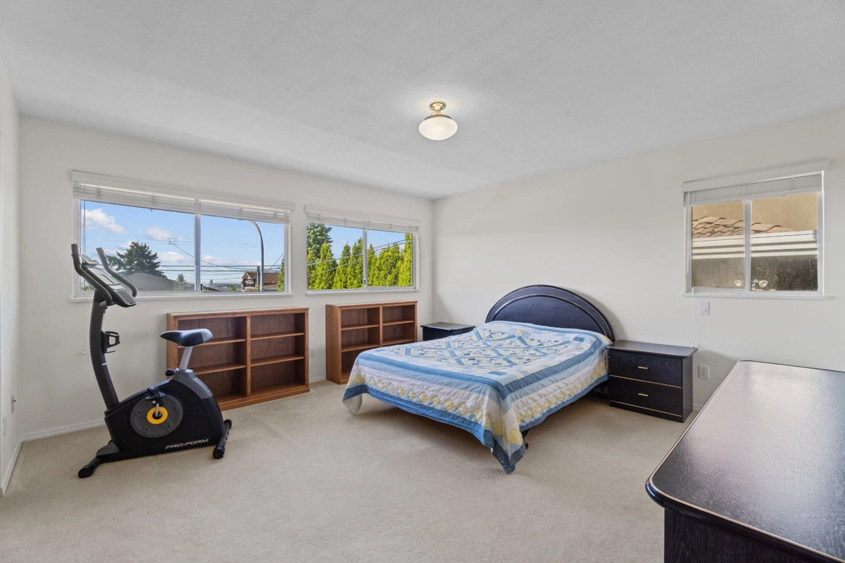 Loft / Bonus Room Photo of 5275 Mckee Street, Burnaby, BC