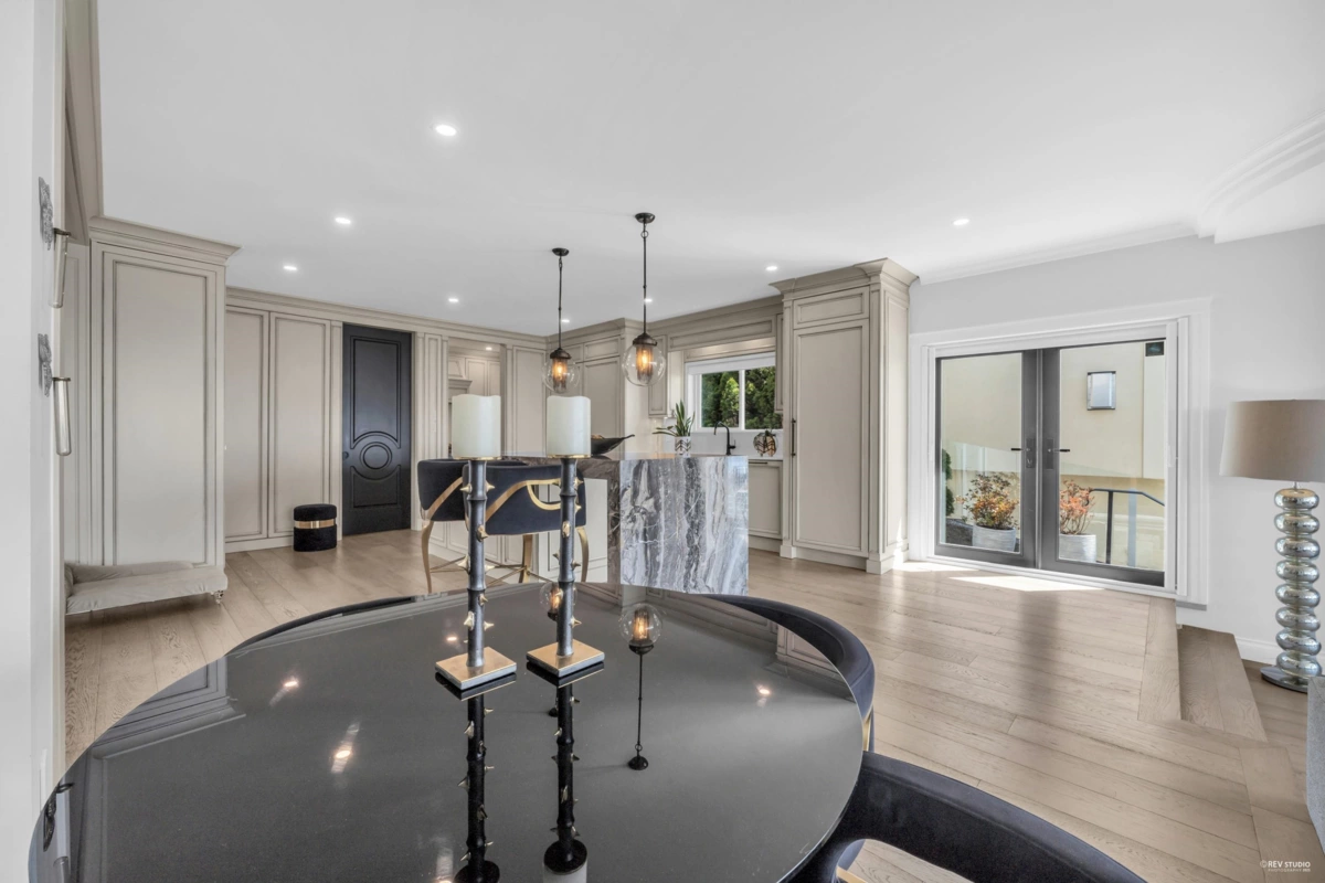 Office / Den Photo of 1439 Chippendale Road, West Vancouver, BC