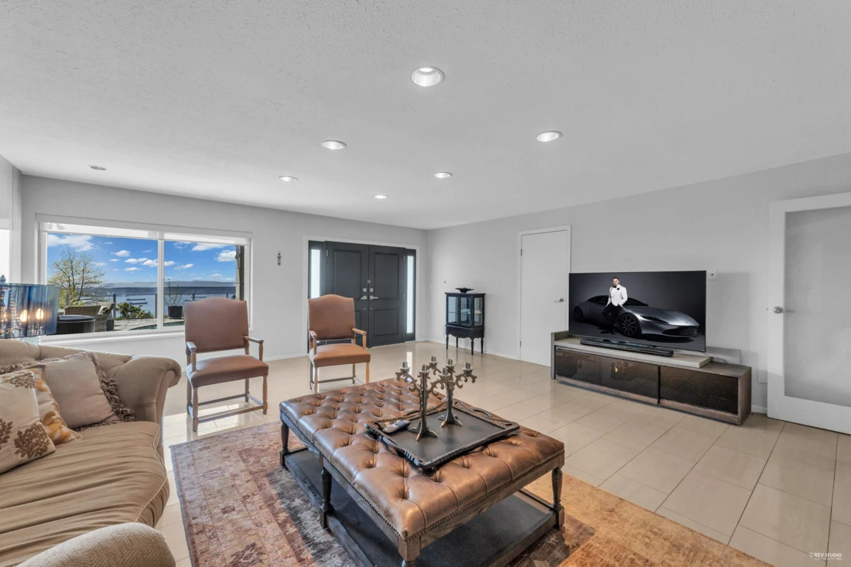 Street View Photo of 1439 Chippendale Road, West Vancouver, BC