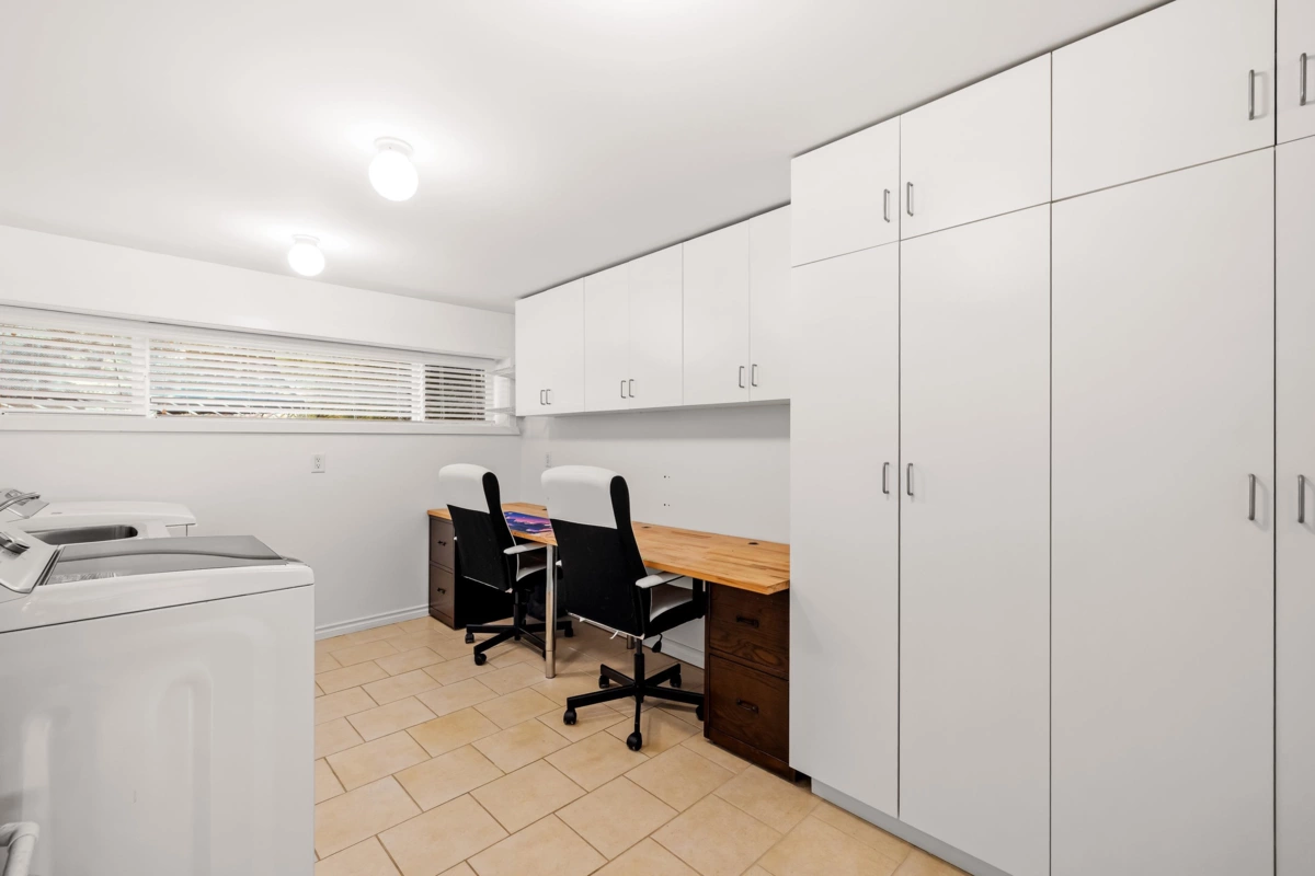 Garden / Landscaping Photo of 525 Appian Way, Coquitlam, BC