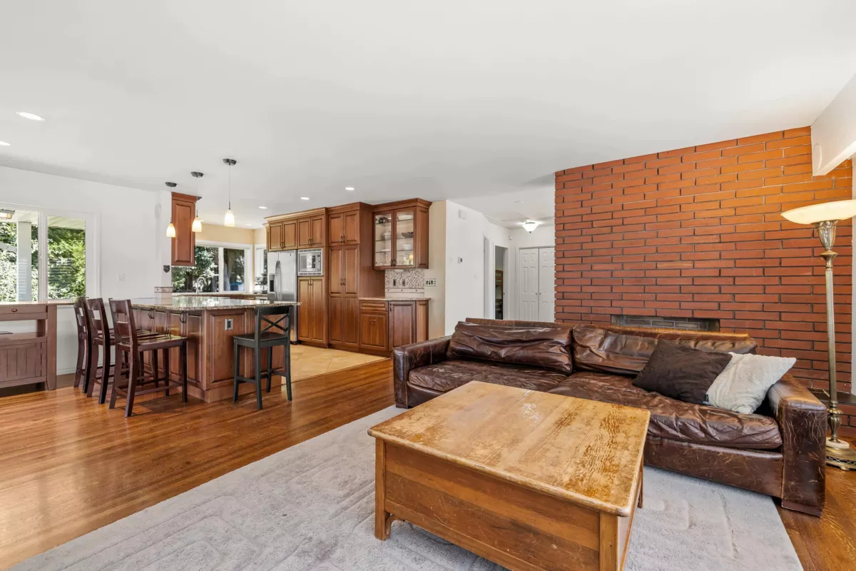 Pantry Photo of 525 Appian Way, Coquitlam, BC