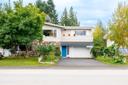 1 46430 First Avenue, Chilliwack, BC, Hemlock — 3 bed half duplex for sale