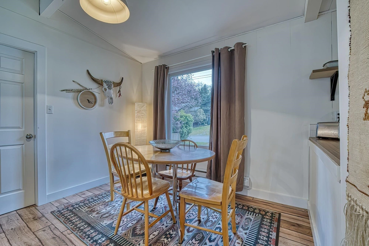 Dining Area Photo of 640 Wyngaert Road, Gibsons, BC