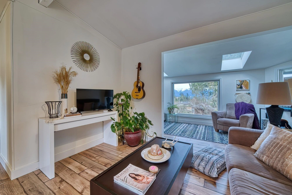 Family Room Photo of 640 Wyngaert Road, Gibsons, BC