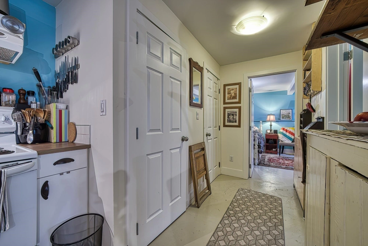 Walk-In Closet Photo of 640 Wyngaert Road, Gibsons, BC