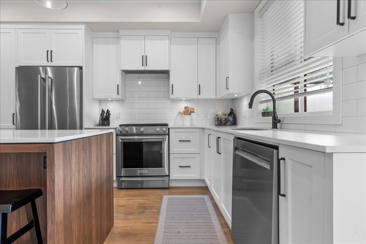 Bedroom 2 Photo of 10 45500 Campus Drive, Chilliwack, BC