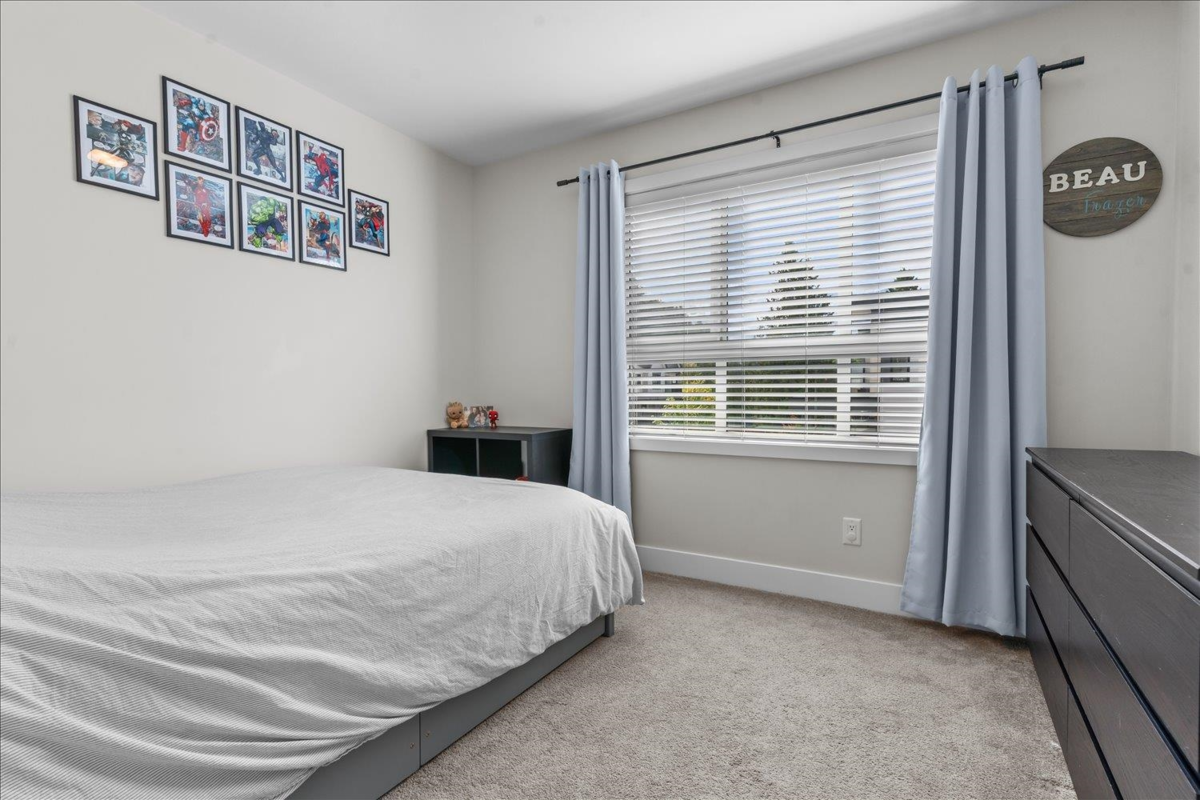 Hallway Photo of 10 45500 Campus Drive, Chilliwack, BC