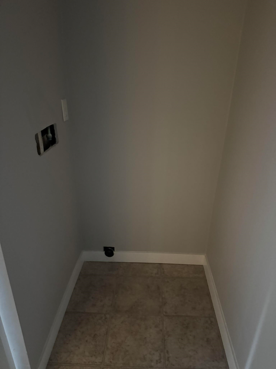 Hallway Photo of 1346 E 2nd Avenue, Vancouver, BC