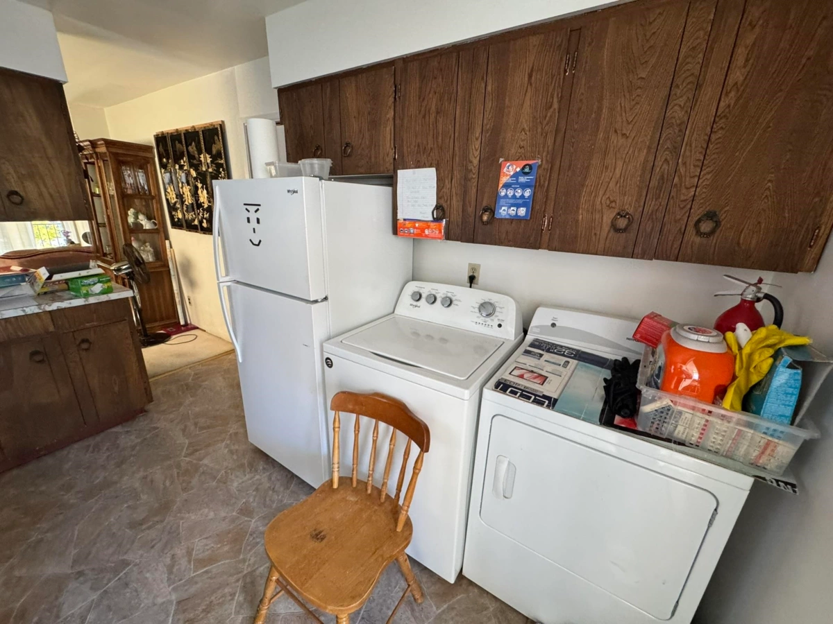 Powder Room Photo of 1346 E 2nd Avenue, Vancouver, BC