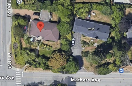 Family Room Photo of 2095 Mathers Avenue, West Vancouver, BC