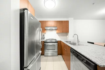 107 5775 Irmin Street, Burnaby, BC, Burnaby — Apartment/Condo for sale