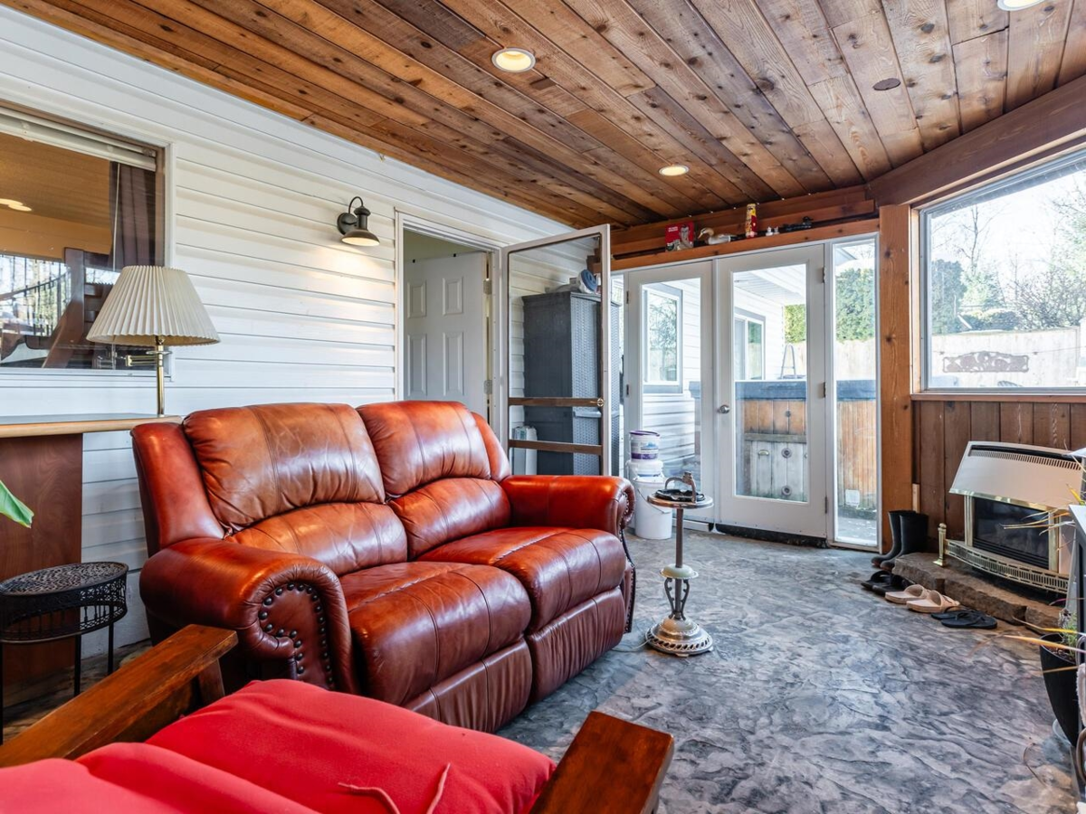 Backyard Photo of 2815 Westside Place, Abbotsford, BC