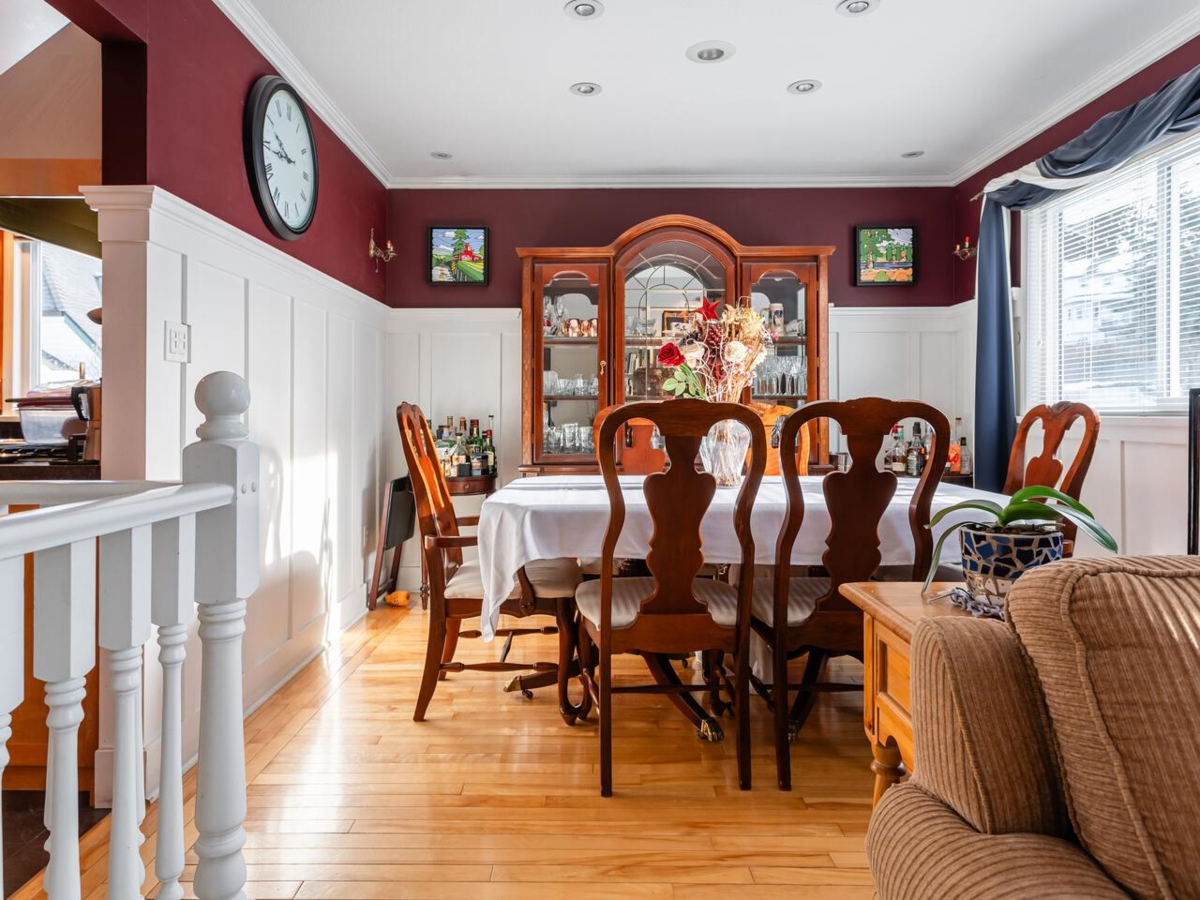 Kitchen Photo of 2815 Westside Place, Abbotsford, BC